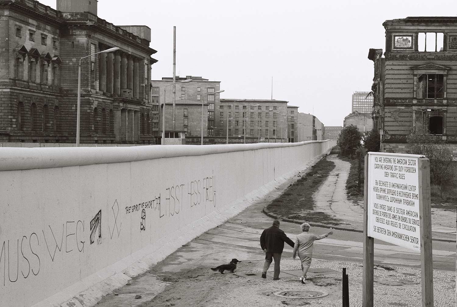 Fotovergleich: Die Berliner Mauer damals und heute